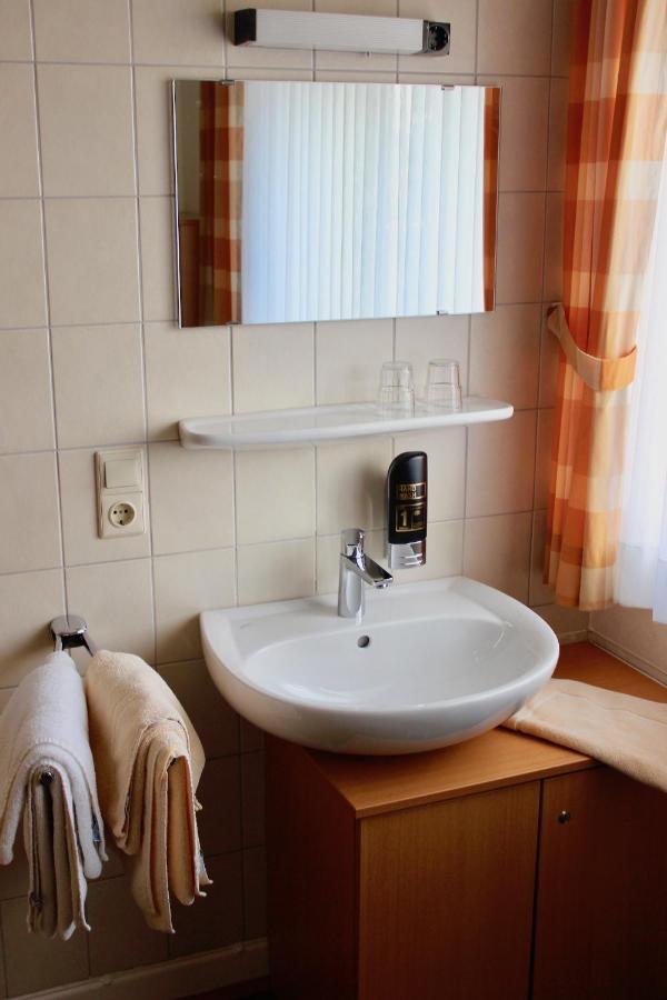 Hotel Gasthof Klusmeyer Білефельд Екстер'єр фото